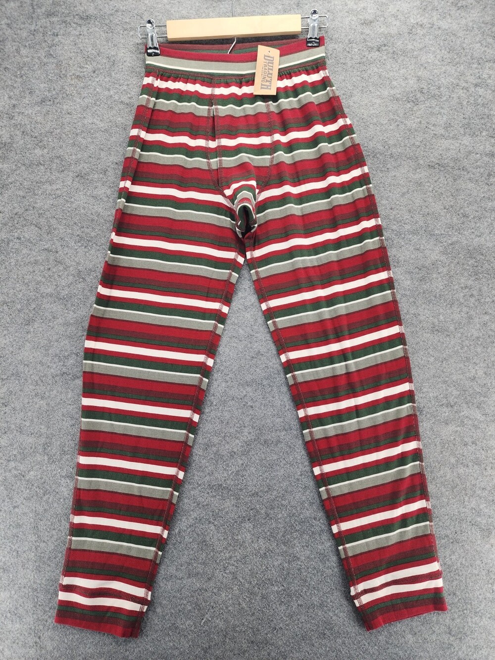 Duluth Trading Sleep Jogger Pants Mens Small Red Holiday Striped